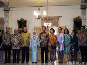 Tiba di Keraton Yogya, Presiden Singapura Disambut Sultan dan Keluarga