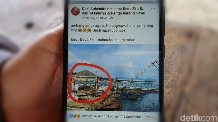 Gapura di Karang Hawu Sukabumi Warganet mempertanyakan pembangunan gapura di area dalam lokasi wisata Karang Hawu, Desa/Kecamatan Cisolok, Kabupaten Sukabumi.