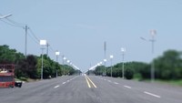 Jalanan di Wuhan cukup luas dengan jalur-jalur lurus. (Facebook Iing Muttakhiroh)