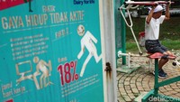 Warga bisa memanfaatkan sarana olahraga di taman ini.