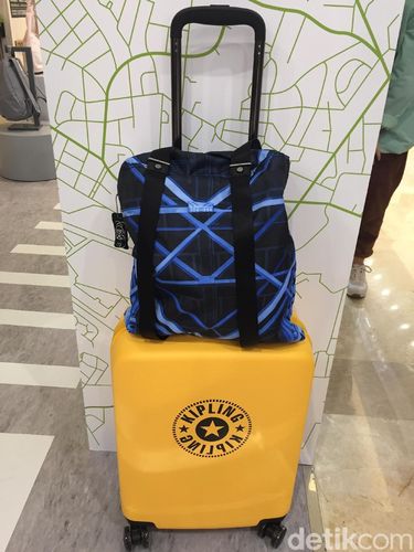 Feelin' 90s! Kipling Luncurkan Tas dan Koper Edisi Pac-Man