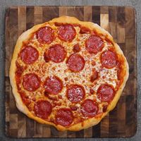 Bukan Uang, ATM Ini Khusus Sediakn Pizza Hangat Selama 24 Jam