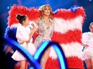 PETA Kritik Keras Penampilan Spektakuler Jennifer Lopez di Super Bowl