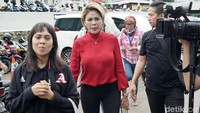 Nikita Mirzani saat ditemui di studio Trans TV, Kapten Tendean, Jakarta Selatan pada Rabu (5/2). Pool/Palevi S/detikFoto.
