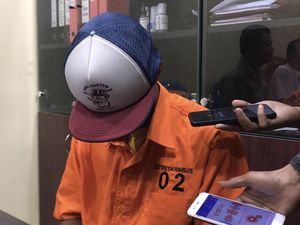 Pengakuan Muncikari Prostitusi Online yang Digerebek Polisi-Andre Rosiade