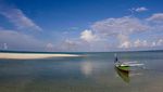 Bukan Maldives, Ini Pulau Tinabo dari Sulawesi