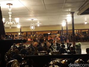 Kunjungi Keraton Yogya, Presiden Singapura Disuguhi Tarian Lawung Jajar