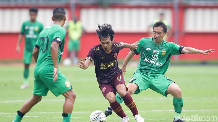 PSM Makassar berhasil mengalahkan Bhayangkara FC 1-0 dalan laga uji coba. Gol Juku Eja dicetak oleh Yakob Sayuri.