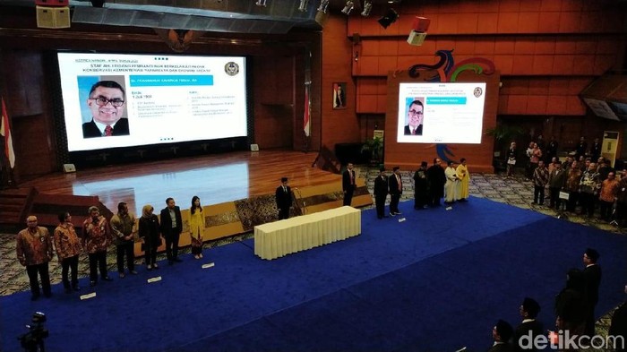 Pelantikan Pejabat Baru Kemenparekraf oleh Wishnutama