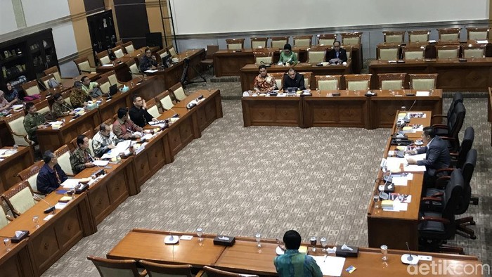 Rapat Komisi III bersama PPATK