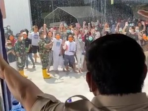 Sesal Prabowo dan Bangga WNI yang Diobservasi di Natuna