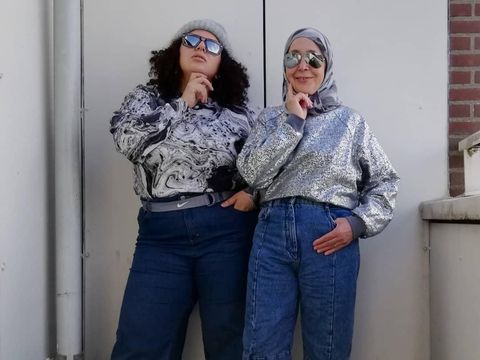 Suka Tampil Nyentrik, Nenek Berhijab Ini Dilirik Vogue