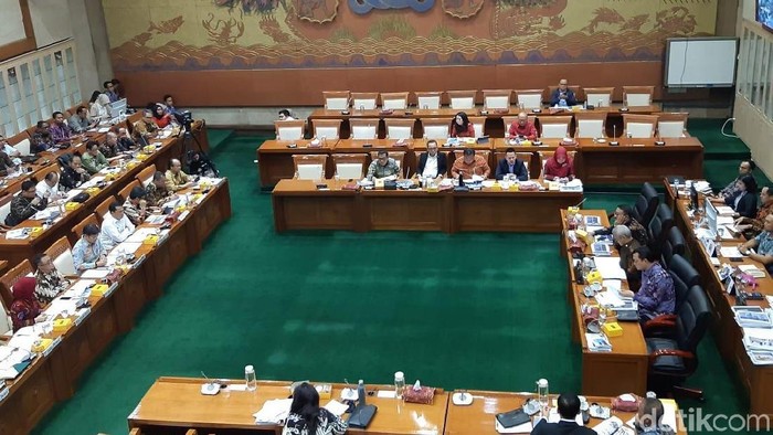 Komisi VI DPR RI