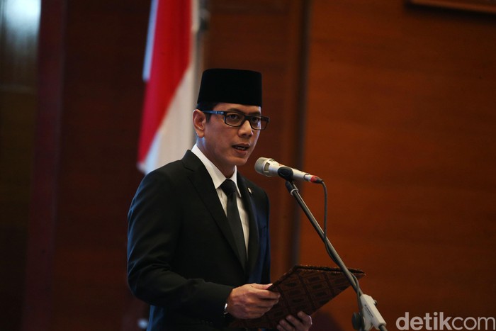 Wishnutama Lantik Pejabat Tinggi Baru Kemenparekraf/Baparekraf Menteri Pariwisata dan Ekonomi Kreatif Wishnutama Kusubandio melantik pejabat Pimpinan Tinggi Madya (Eselon I) dan Pejabat Pimpinan Tinggi Pratama (Eselon II) di Balairung Soesilo Soedarman, Gedung Sapta Pesona Jakarta, Rabu (5/2/2020).