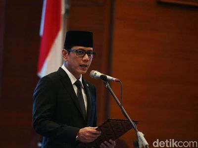 Wishnutama Lantik Pejabat Eselon I dan II Kemenparekraf