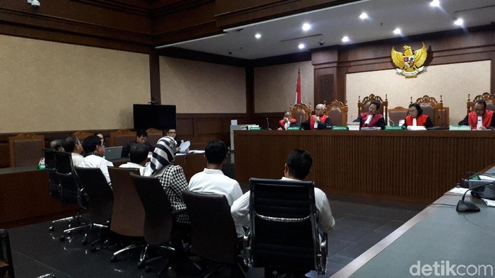 Sidang kasus suap Gubernur Kepri nonaktif Nurdin Basirun