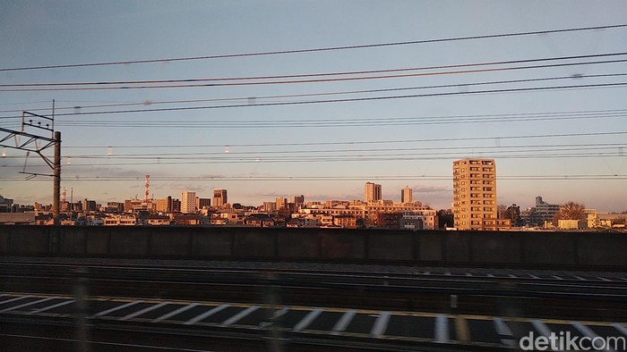 Menikmati Kota-kota di Jepang Lewat Jendela Kereta Shinkansen
