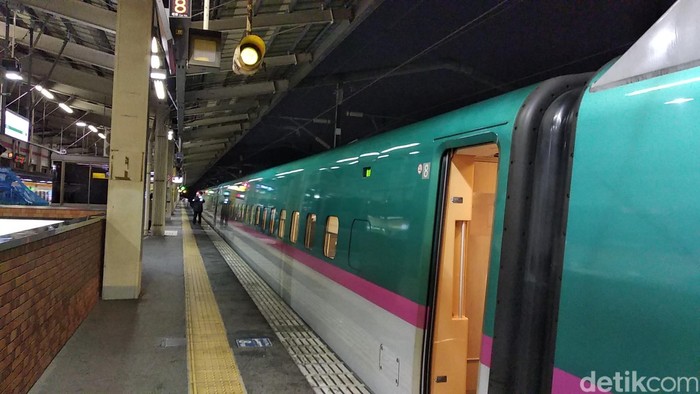 Menikmati Kota-kota di Jepang Lewat Jendela Kereta Shinkansen Menikmati Kota-kota di Jepang Lewat Jendela Kereta Shinkansen