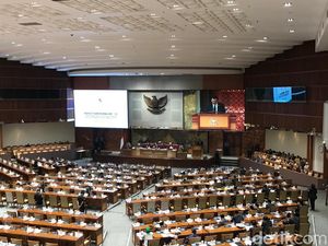 Legislator PD Ungkap Wacana Pembuatan SIM-STNK Dialihkan ke Kemenhub