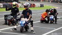 Pelumas Motul GP Power dan Motul GP Matic ini, menjadi pelumas pertama dan satu-satunya di Indonesia dengan lisensi MotoGP.
