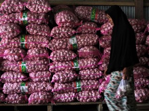 Heboh Corona, Impor Bawang Putih dari China Masih Dibuka