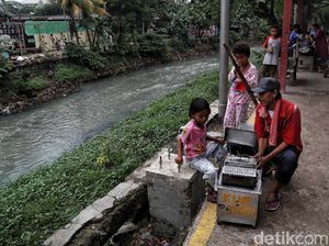 Melihat Sungai Ciliwung Lama yang Bakal Dinaturalisasi