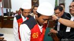Dua Eksekutor Pembunuh Pupung-Dana Tertunduk Lesu di Persidangan