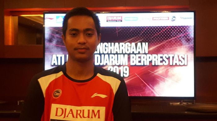 Pebulutangkis juara Asia junior Rahmat Hidayat ingin bisa meniru jejak Hendra Setiawan. Foto: Mercy Raya Pebulutangkis juara Asia junior Rahmat Hidayat ingin bisa meniru jejak Hendra Setiawan. Foto: Mercy Raya