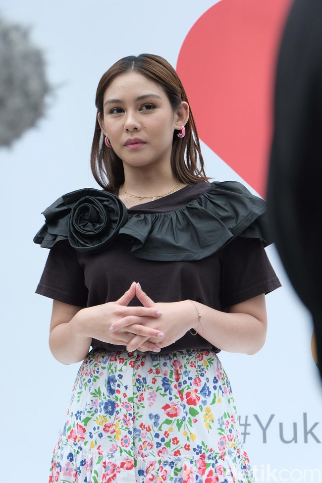 Jalani aja nanti juga akan berlalu, nanti juga lupa, jelas mantan pacar Adipati Dolken itu. Foto: Anggi Mayasari / Wolipop