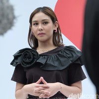 Jalani aja nanti juga akan berlalu, nanti juga lupa, jelas mantan pacar Adipati Dolken itu. Foto: Anggi Mayasari / Wolipop