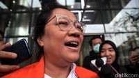 Dalam perkara dugaan suap PAW anggota DPR ini, KPK menetapkan empat tersangka, yaitu Wahyu Setiawan, Agustiani Tio Fridelina, Saeful, dan Harun Masiku.