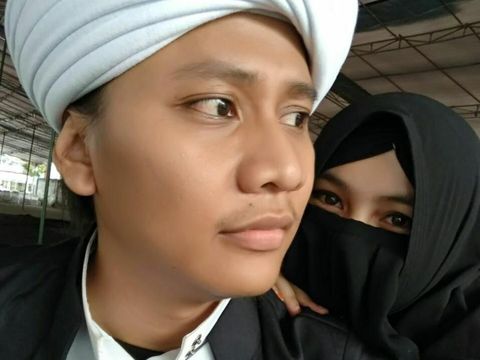 Fakta-fakta Abah Cijeungjing yang Menikah Lagi Diantar Istri