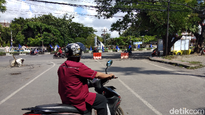 Hermawan Mappiwali- detikcom/ Jalan protokol di Makassar ditutup karena pernikahan anak Sekda Sulsel dan Rektor UNM