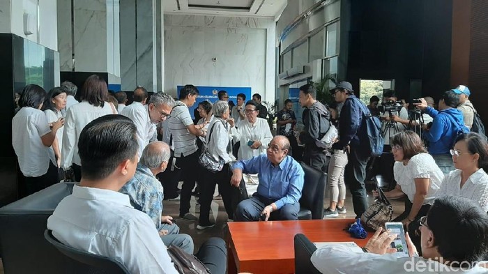 Puluhan Nasabah Jiwasraya Geruduk Kantor Sri Mulyani