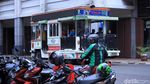 Serunya Keliling Kota Bandung Naik Bandros