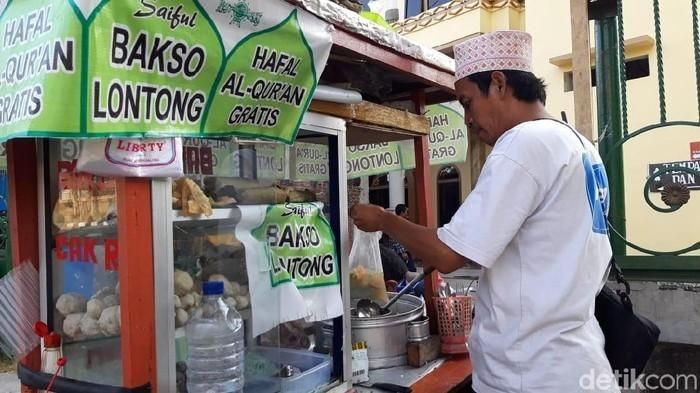 Penjual bakso viral