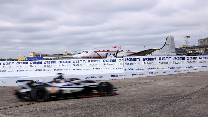 BERLIN, GERMANY - MAY 25: In this handout from FIA Formula E -  Alexander Sims (GBR) BMW I Andretti Motorsports, BMW iFE.18 at Tempelhof Airport on May 25, 2019 in Berlin, Germany. (Photo by FIA Formula E/Handout/Getty Images)