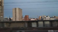Jarak antara Tokyo ke Fukushima sendiri berjarak cukup jauh sepanjamg 289 kilometer. Menggunakan kereta Fukushima, jarak ratusan kilometer dapat ditempuh dengan waktu kurang lebih 1 jam 30 menit. (Foto: Dony Indra Ramadhan/detikcom)