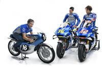 Motor balap Suzuki Ecstar MotoGP tampil klasik pakai kelir era 60'an 