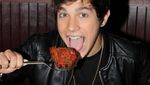 Austin Mahone, Penyanyi Top Amerika yang Doyan Pizza Hingga Bakwan