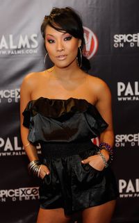 Perdana, Bintang Pornhub Bakal Jadi Model di New York Fashion Week