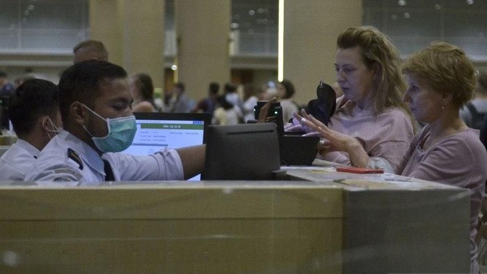 Pemeriksaan Imigrasi di Bandara
