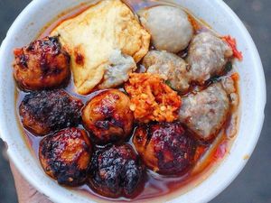 Mantul! Racikan Bakso Malang yang Komplet Isinya