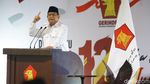 Momen Anies-Sandi Dapat Potongan Tumpeng dari Prabowo