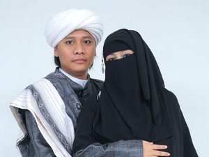 6 Fakta Nengmas, Istri yang Viral Antar Suami Menikah Lagi