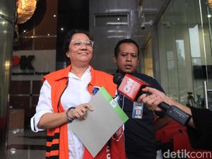 Sekretaris Wahyu Setiawan Cerita Kedatangan Tio Fredelina dan Surat dari PDIP