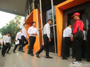 Puluhan Jimat Peserta Tes CPNS Kemenkum HAM Disita