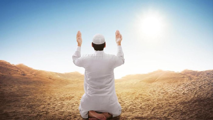 Doa Mohon Kesabaran dan Janji Allah untuk Menolong Doa Mohon Kesabaran dan Janji Allah untuk Menolong