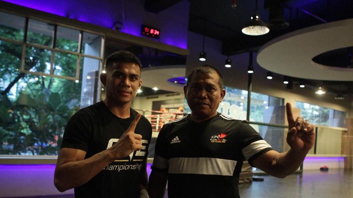Petarung ONE Championship Eko Roni Saputra bertekad menang pekan ini