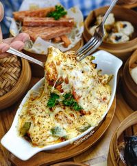 Yummy! Baked Rice Cheesy yang Mulur Gurih Ada di 5 Tempat Ini